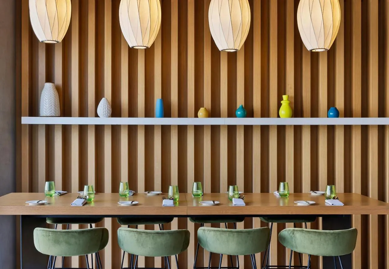 Hotel Element Al Jaddaf, Dubai